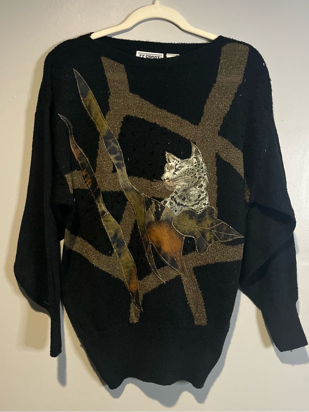 Vintage 80’s CC Sport Long Sleeve Sweater Leopard Cat Fall Leaves Witchy Sz Lrg